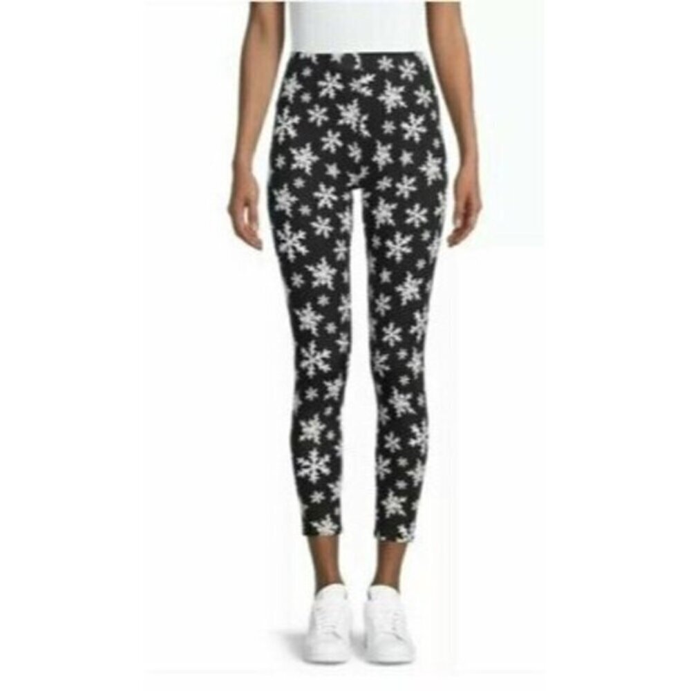 No Boundaries Snowflake Print Leggings Size M NWOT